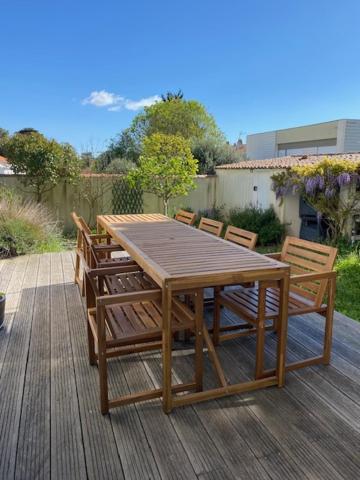 Maison Centre Ville Avec Jardin , Terrasse, Et Garage Velos لا روشيل المظهر الخارجي الصورة